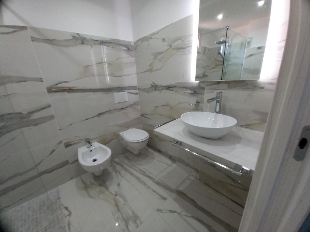 Łazienka w obiekcie Appartamenti Tropea Gargano