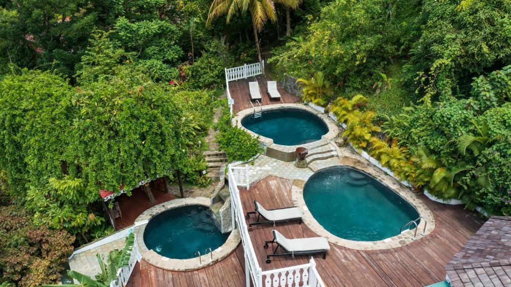 Piscina di Fond Doux Eco Resort o nelle vicinanze