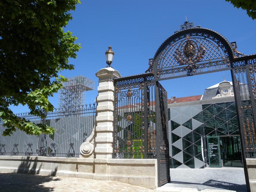 Ibis Saint Étienne - La Terrasse, Saint-Étienne – Prezzi aggiornati per il  2024