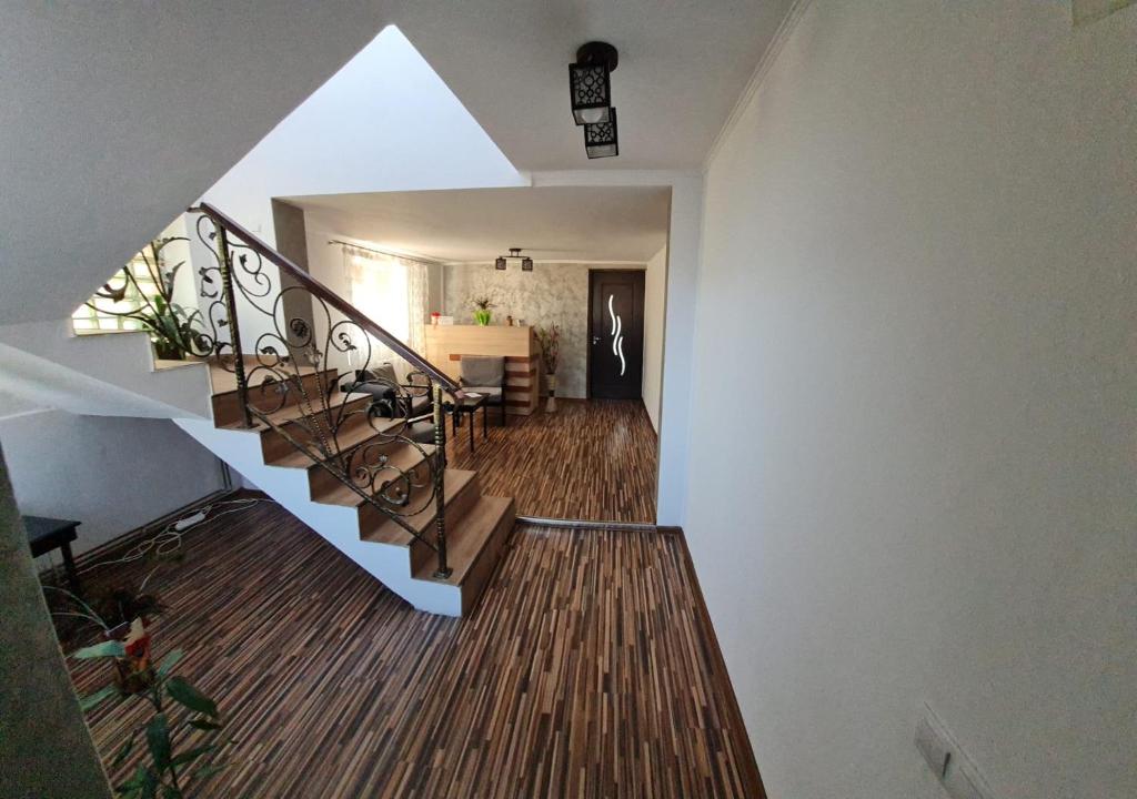 Fotografie z fotogalerie ubytování Casa Ostrov v destinaci Călimăneşti