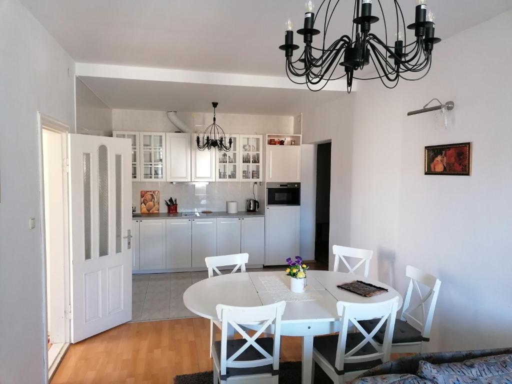 Holiday apartment Metu Palanga