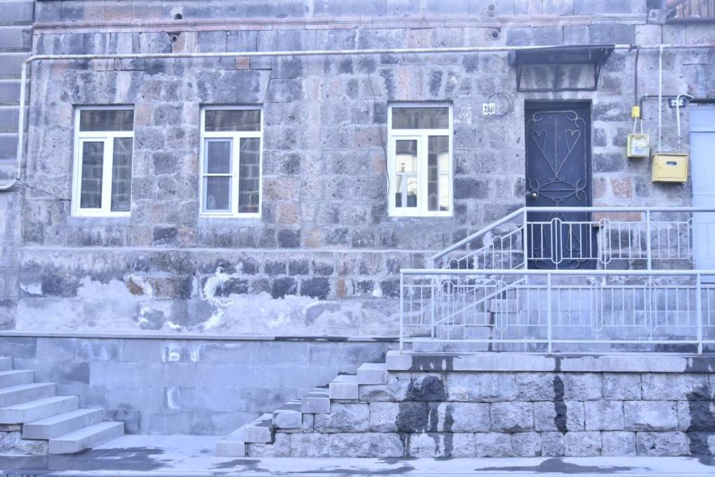 Gyumri Square - Housity