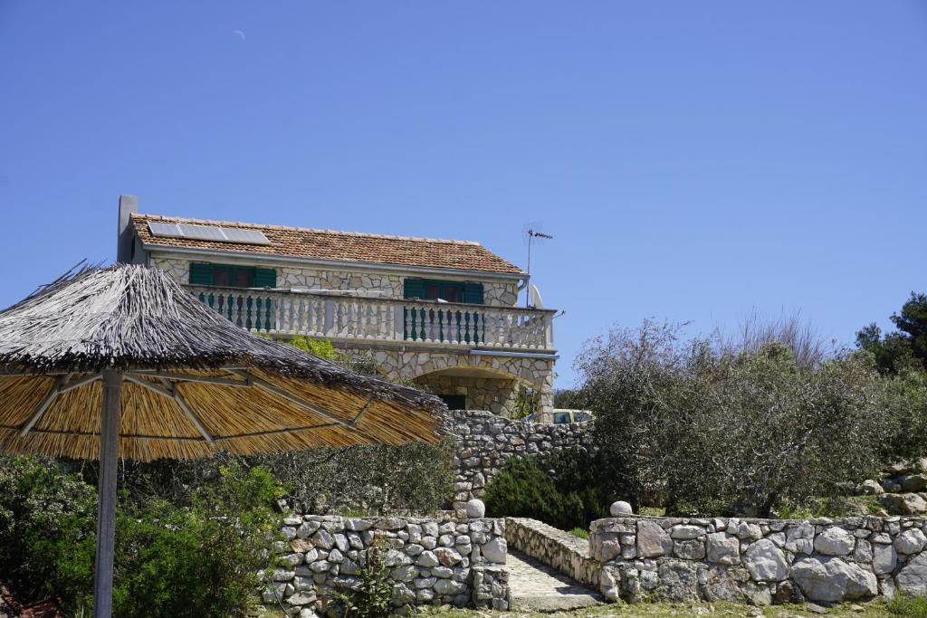 Fotografia z galérie ubytovania Secluded fisherman's cottage Cove Donje More, Pasman - 11515 v destinácii Tkon