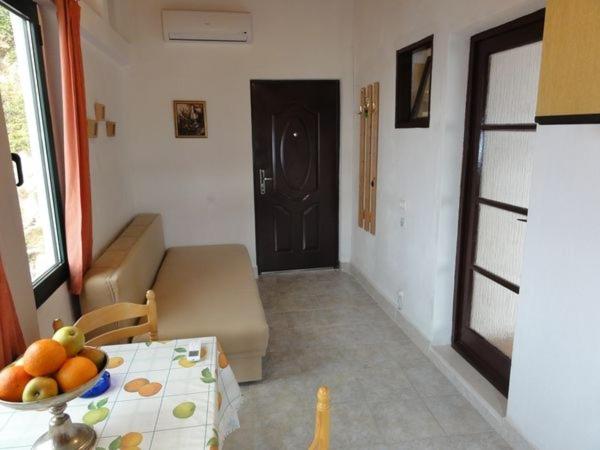 Posedenie v ubytovaní Apartments with a parking space Brela, Makarska - 11552