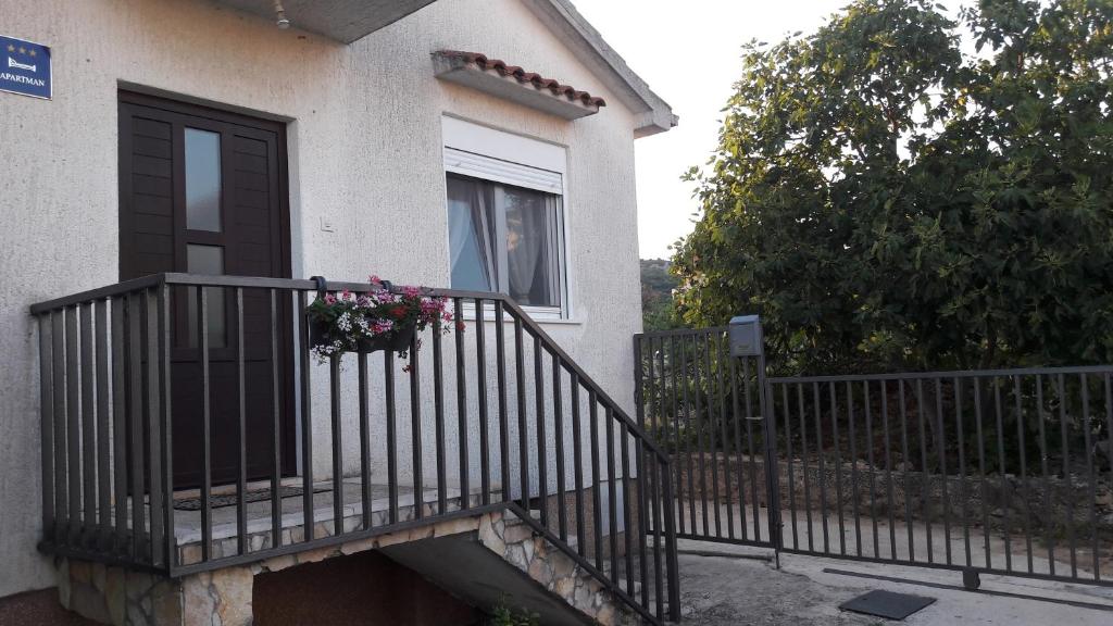 Balkonas arba terasa apgyvendinimo įstaigoje Apartments by the sea Vinisce, Trogir - 13775