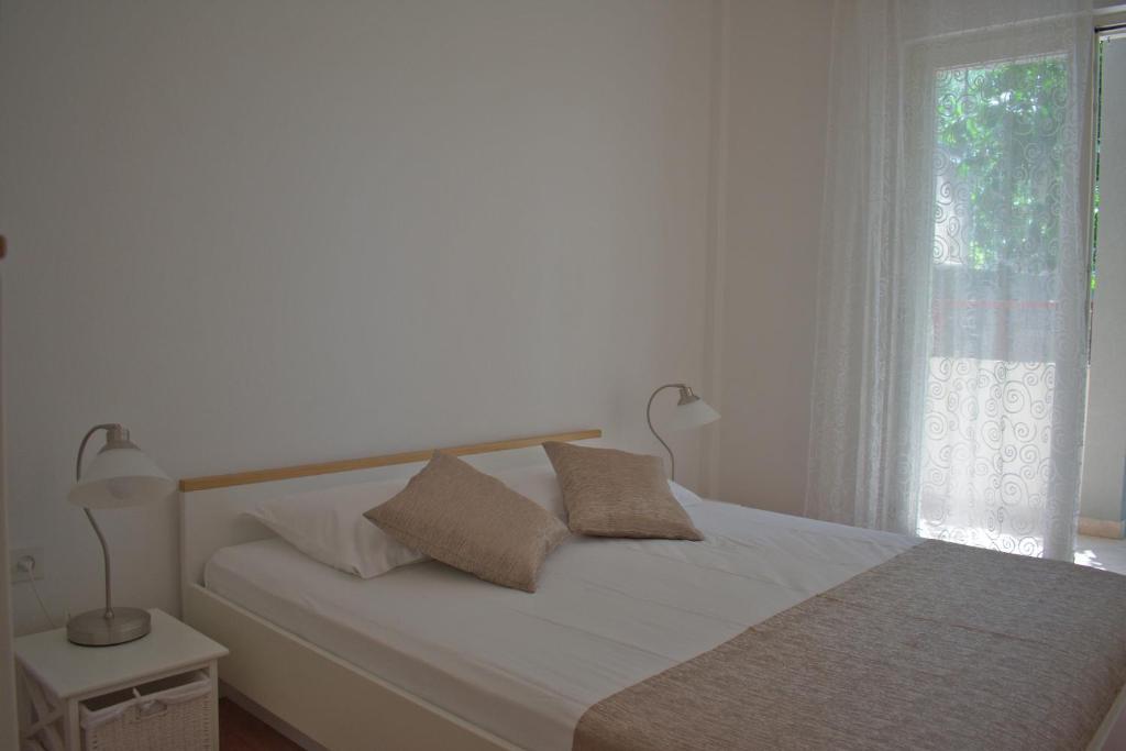 Fotografia z galérie ubytovania Apartments by the sea Podgora, Makarska - 13864 v Podgore