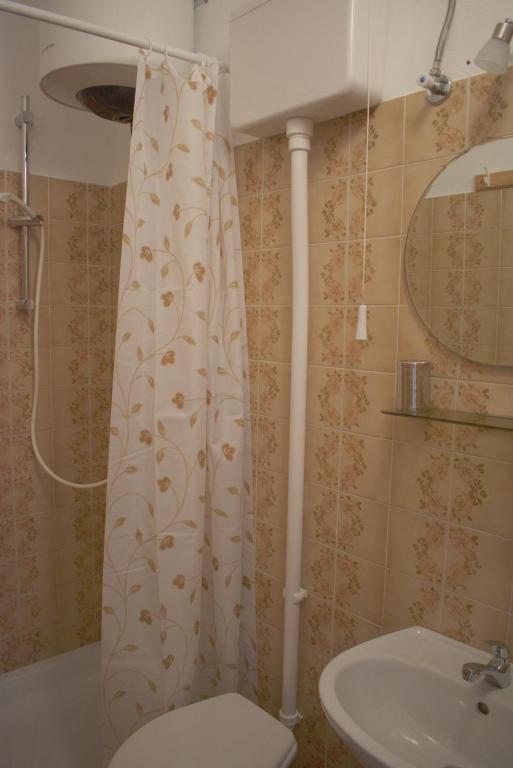 Fotografia z galérie ubytovania Apartments by the sea Podgora, Makarska - 13864 v Podgore