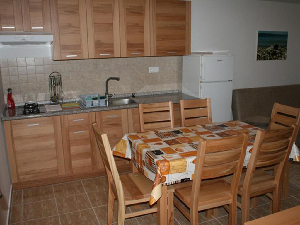 Fotografia z galérie ubytovania Apartments by the sea Vrboska (Hvar) - 13930 v destinácii Vrboska