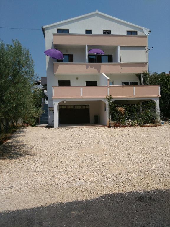 Fotografie z fotogalerie ubytování Apartments with a parking space Zadar - Diklo, Zadar - 13982 v destinaci Zadar