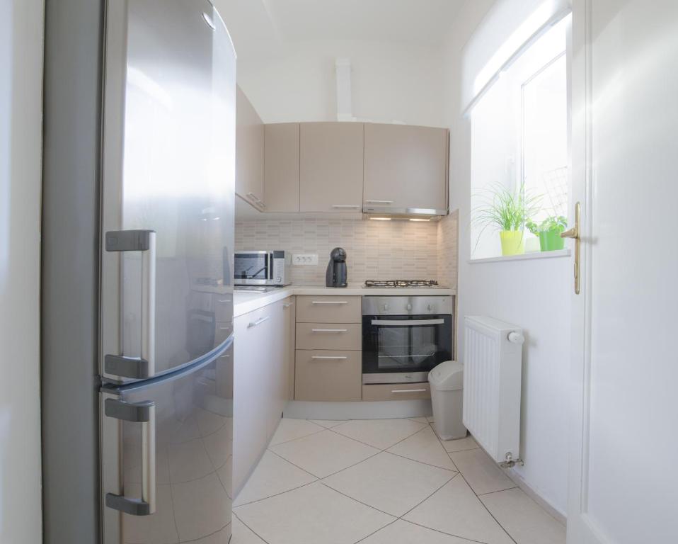 Zdjęcie z galerii obiektu Apartments with WiFi Zagreb - 14045 w Zagrzebiu