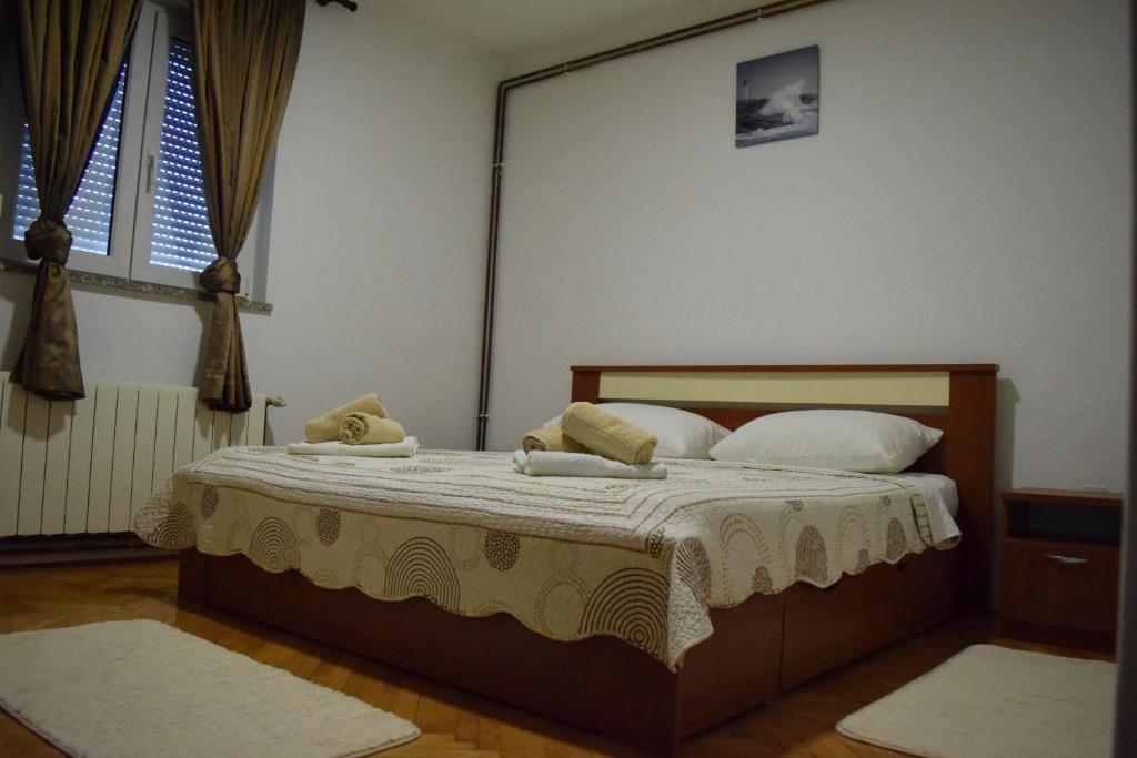 Posteľ alebo postele v izbe v ubytovaní Apartments with a parking space Ninski Stanovi, Zadar - 14067