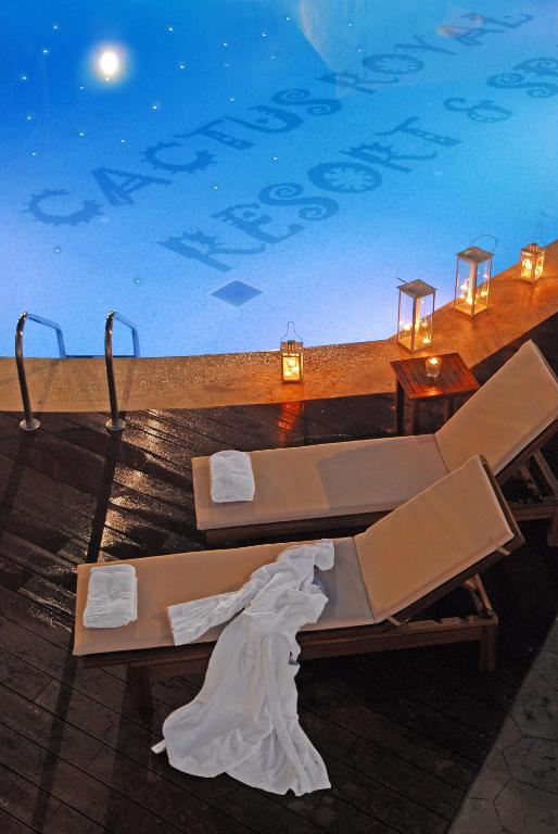 Posezení v ubytování Cactus Royal Spa & Resort Adults Only