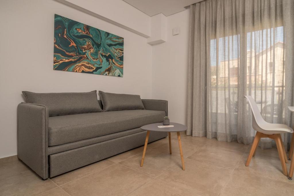 Evriali Comfort Living - Deluxe Apartment