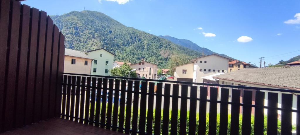 Nespecifikovaný výhled na hory nebo výhled na hory při pohledu z hotelu