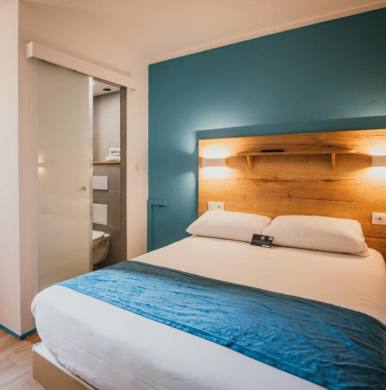 Kyriad Direct Bordeaux Est Lormont - Family Room