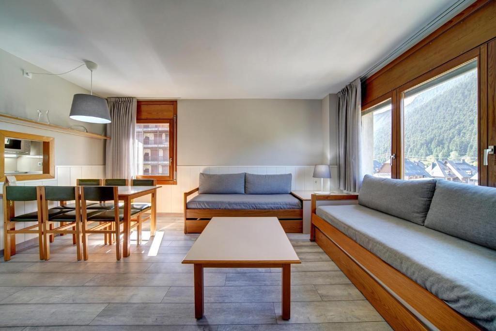Posedenie v ubytovaní Apartamentos Solneu