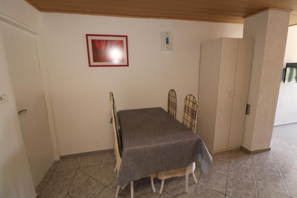 Fotografia z galérie ubytovania Apartments with a parking space Nin, Zadar - 11402 v Nin