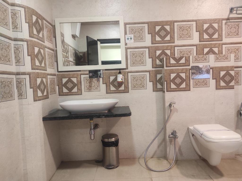 Hotel Rudraksh- Near VIP Airport Guwahati - 豪华双人房