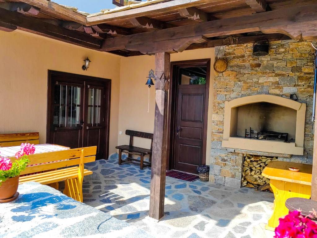Fotografie z fotogalerie ubytování Rimovata Kashta Guest House v destinaci Lešten