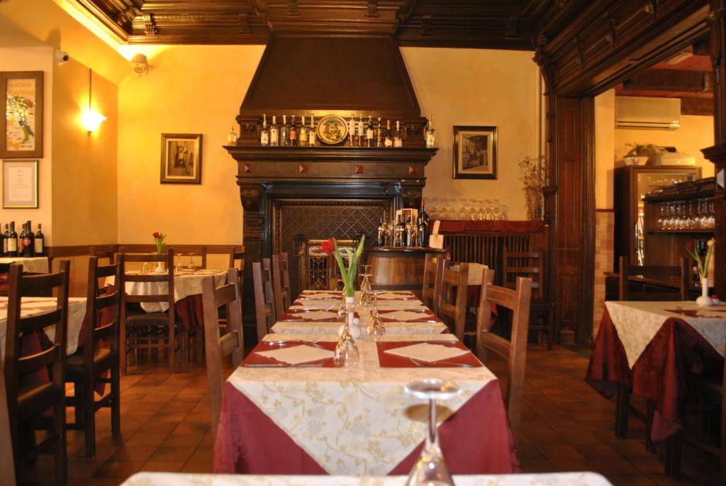 Restaurace v ubytování Auberge Gaglioti