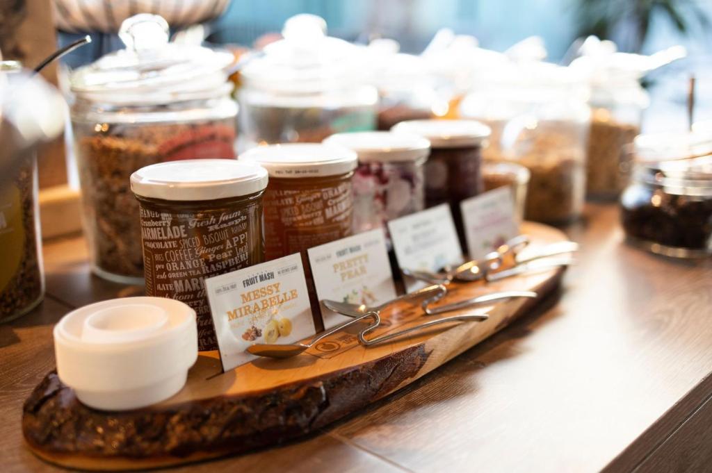 PREMIER SUITES Antwerp - Resim 21