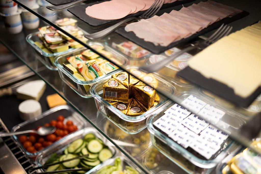 PREMIER SUITES Antwerp - Resim 25