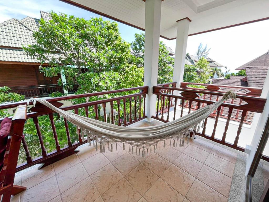 Balcon ou terrasse dans l'établissement TropiCoco Beach Resort Koh Phangan