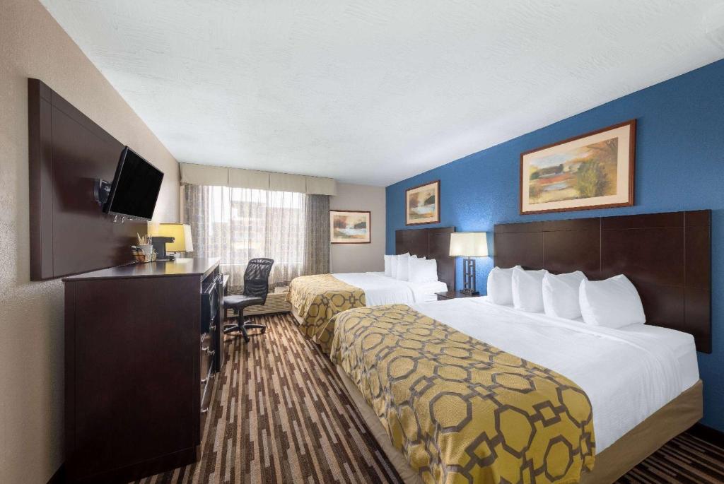 Baymont by Wyndham Springfield South Hwy 65 photo
