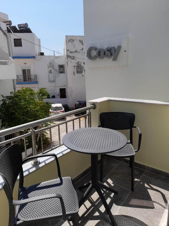Μπαλκόνι ή βεράντα στο Cosy