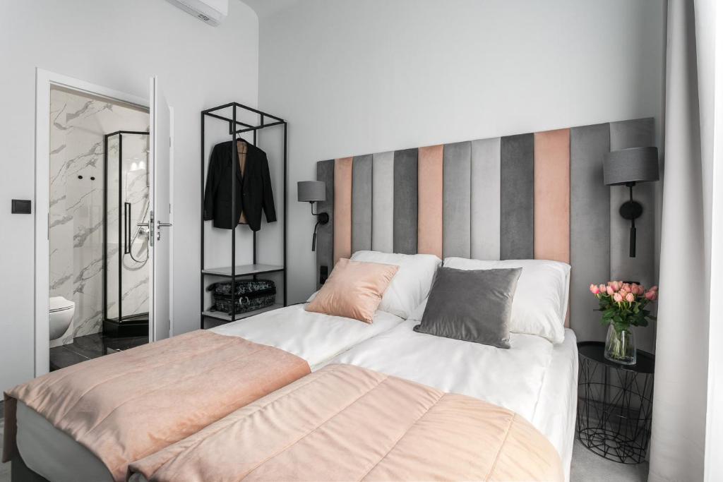 Posteľ alebo postele v izbe v ubytovaní Old Town Residence Aparthotel