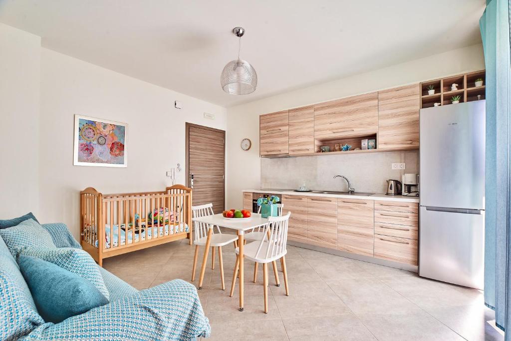 Lydia's Apartments - 10