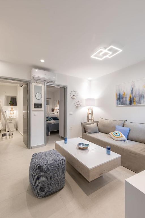 Marno Mykonos Apartment的厨房或小厨房