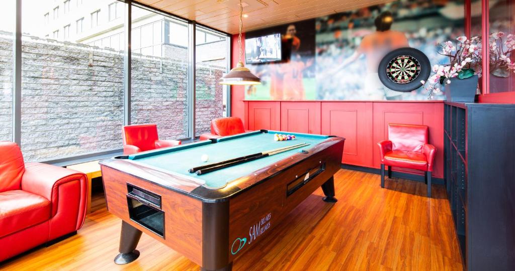 Biliár nebo kulečník v ubytování Bastion Hotel Almere