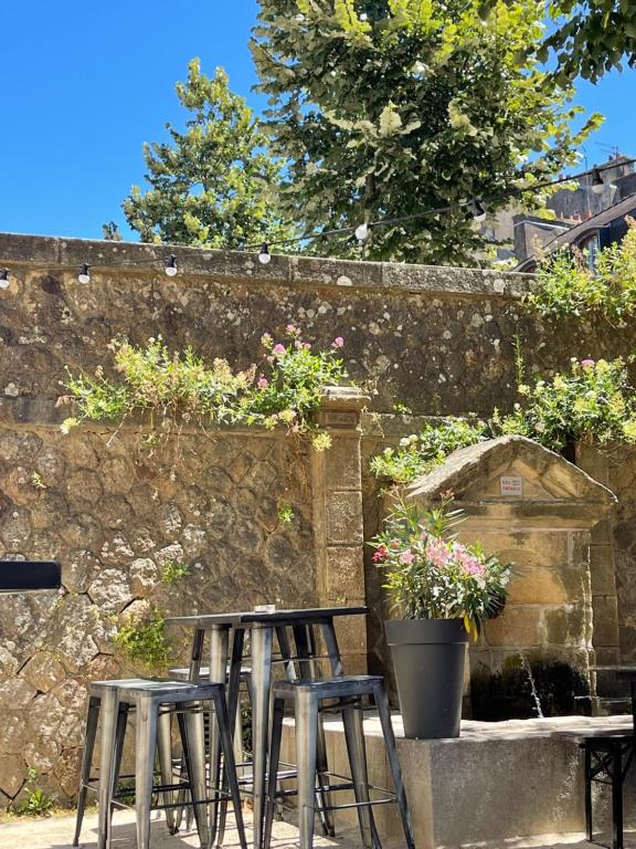 Zdjęcie z galerii obiektu Le Patio, coeur de ville avec garage et jardin w mieście Vannes