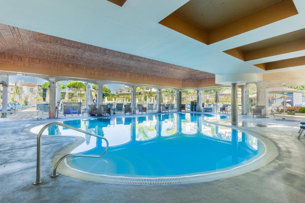 Bazén v ubytování Dunas Douradas Beach Club nebo v jeho okolí