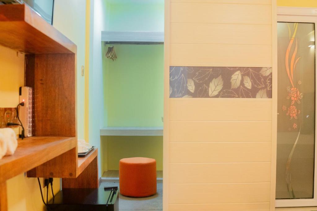 A bathroom at Sands Grand Hotel