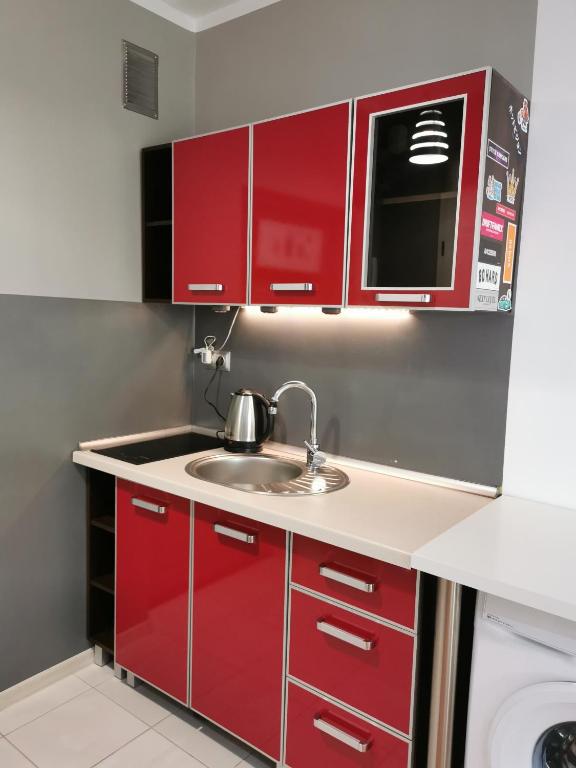 Kuchyňa alebo kuchynka v ubytovaní Small apartament in heart of Bolesławiec city