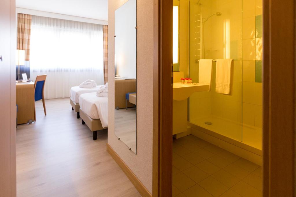 Living Place Hotel - 高级双床间