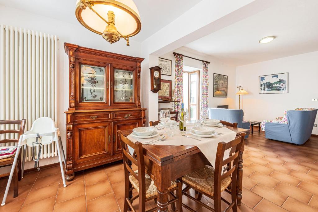A seating area at La Casa Di Laura