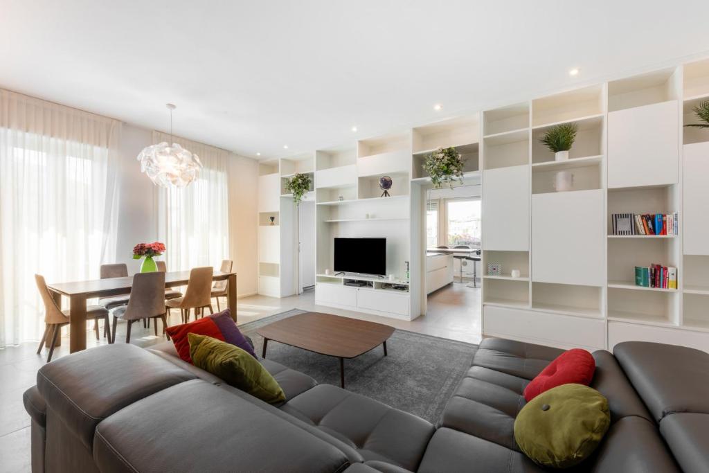 Easylife - Wonderful Penthouse with terrace a few steps from the Duomo - 公寓