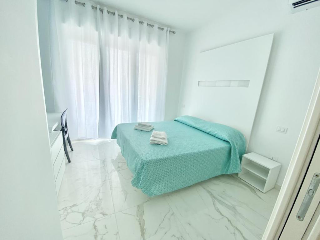 IL VIAGGIATORE RELAIS SUL MARE - 带阳台和海景的双人间