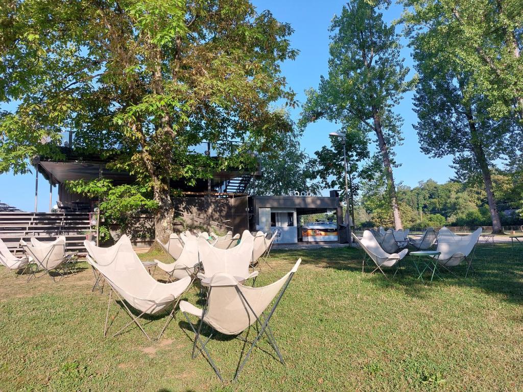 Casa Malu - mobile house by the Kolpa river - Twee Slaapkamers Huis