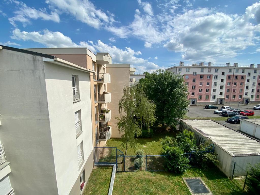 Budova, v ktorej sa apartmán nachádza