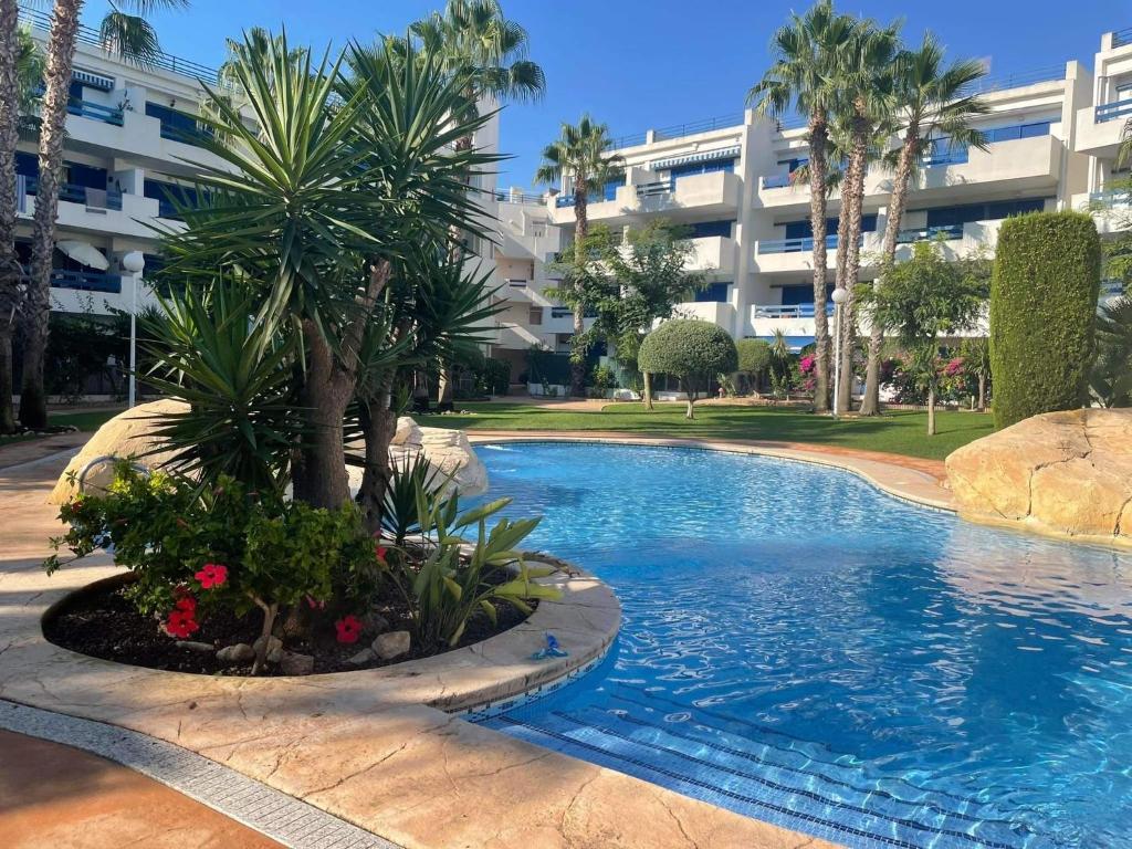 Coral House - La Calma - Playa Flamenca - big terrace & 4 Swimming pools.,  Playa Flamenca – Updated 2022 Prices