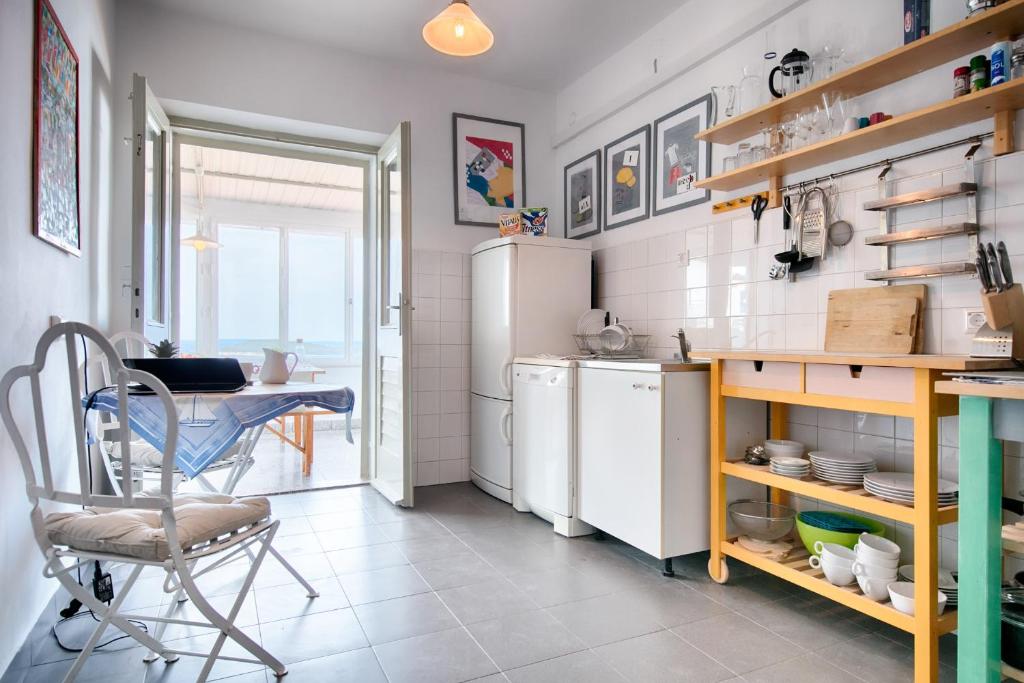 Kuchyň nebo kuchyňský kout v ubytování Apartments by the sea Hvar - 14197