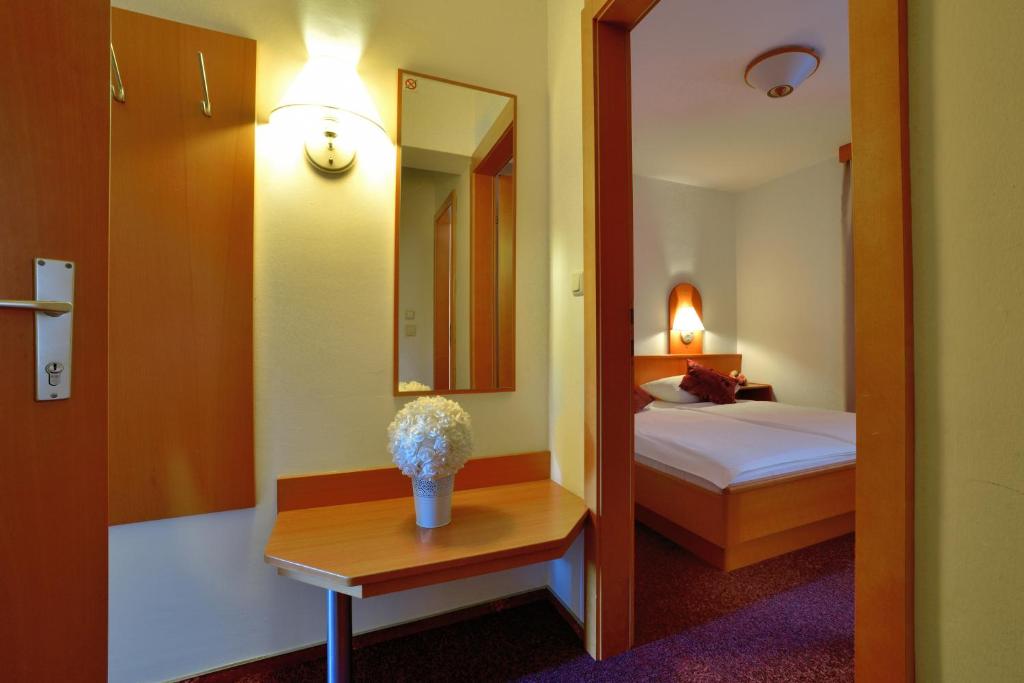 Rooms with a parking space Sinj, Zagora - 14466 - Habitación Individual