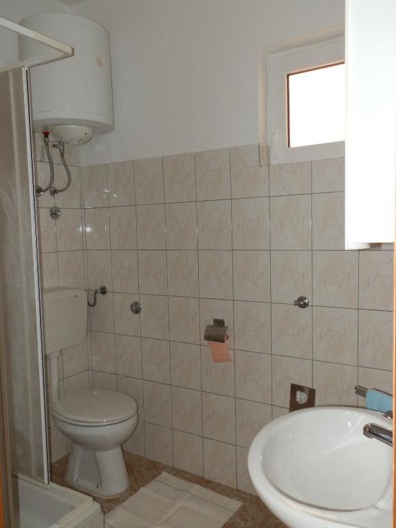 Fotografie z fotogalerie ubytování Apartments by the sea Kraj, Pasman - 14471 v destinaci Tkon