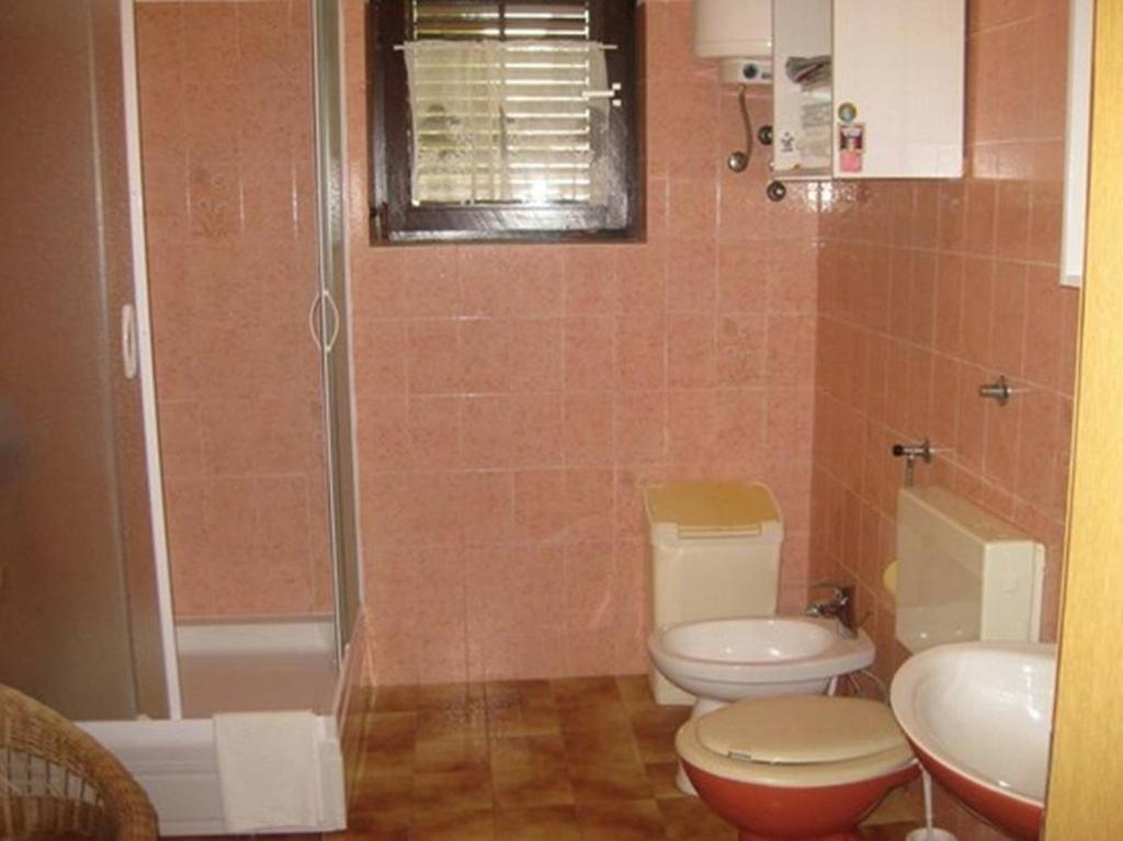 Fotografia z galérie ubytovania Apartments with a parking space Krk - 14484 v destinácii Krk