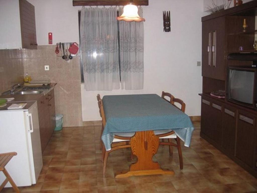 Fotografia z galérie ubytovania Apartments with a parking space Krk - 14484 v destinácii Krk