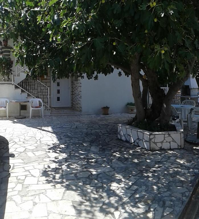 Fotografia z galérie ubytovania Apartments with a parking space Poljica, Trogir - 16299 v Marine